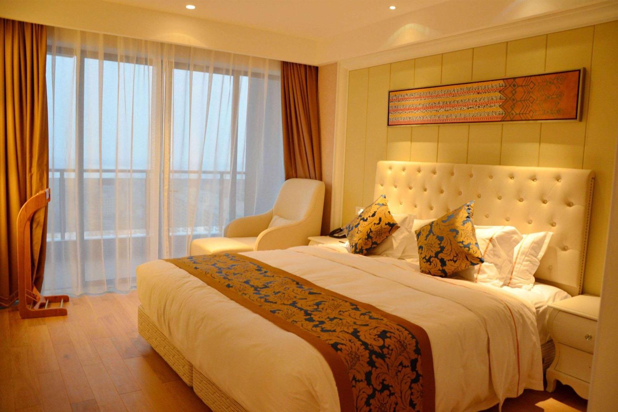 Wyndham Garden Hotel Lingshui  Esterno foto