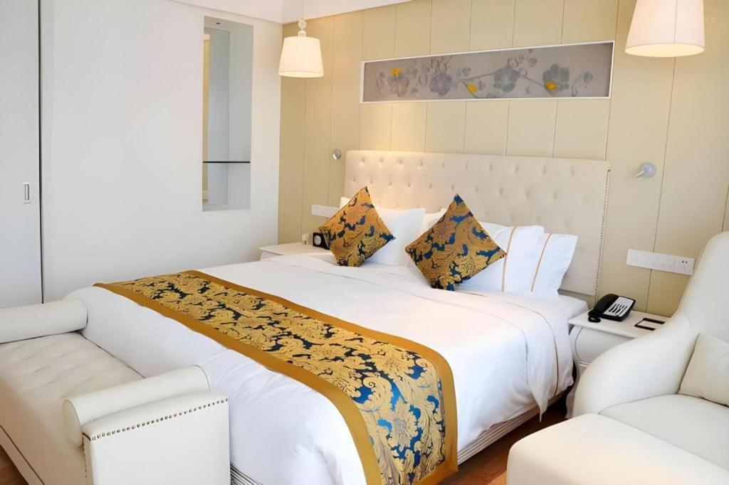 Wyndham Garden Hotel Lingshui  Esterno foto